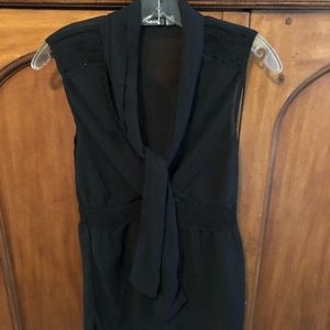 Dressy sleeveless blouse by Mexx!